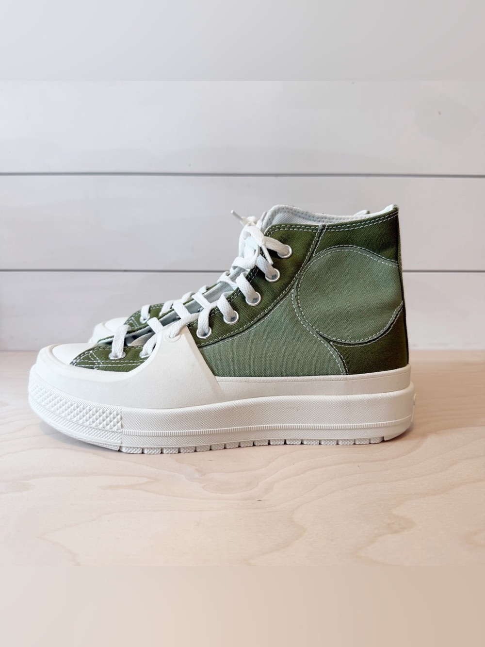 NEW Converse | Chuck Taylor All Star Construct HighTop Alligator Green M/7.5 F/9